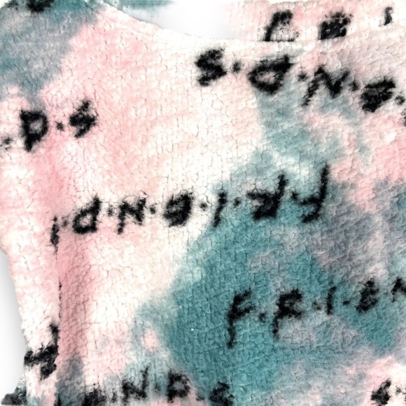 4 for $20 SALE! Friends Teddy Fleece Graphic Lounge Sweatshirt, Dreamy Pink,2X - Picture 8 of 10